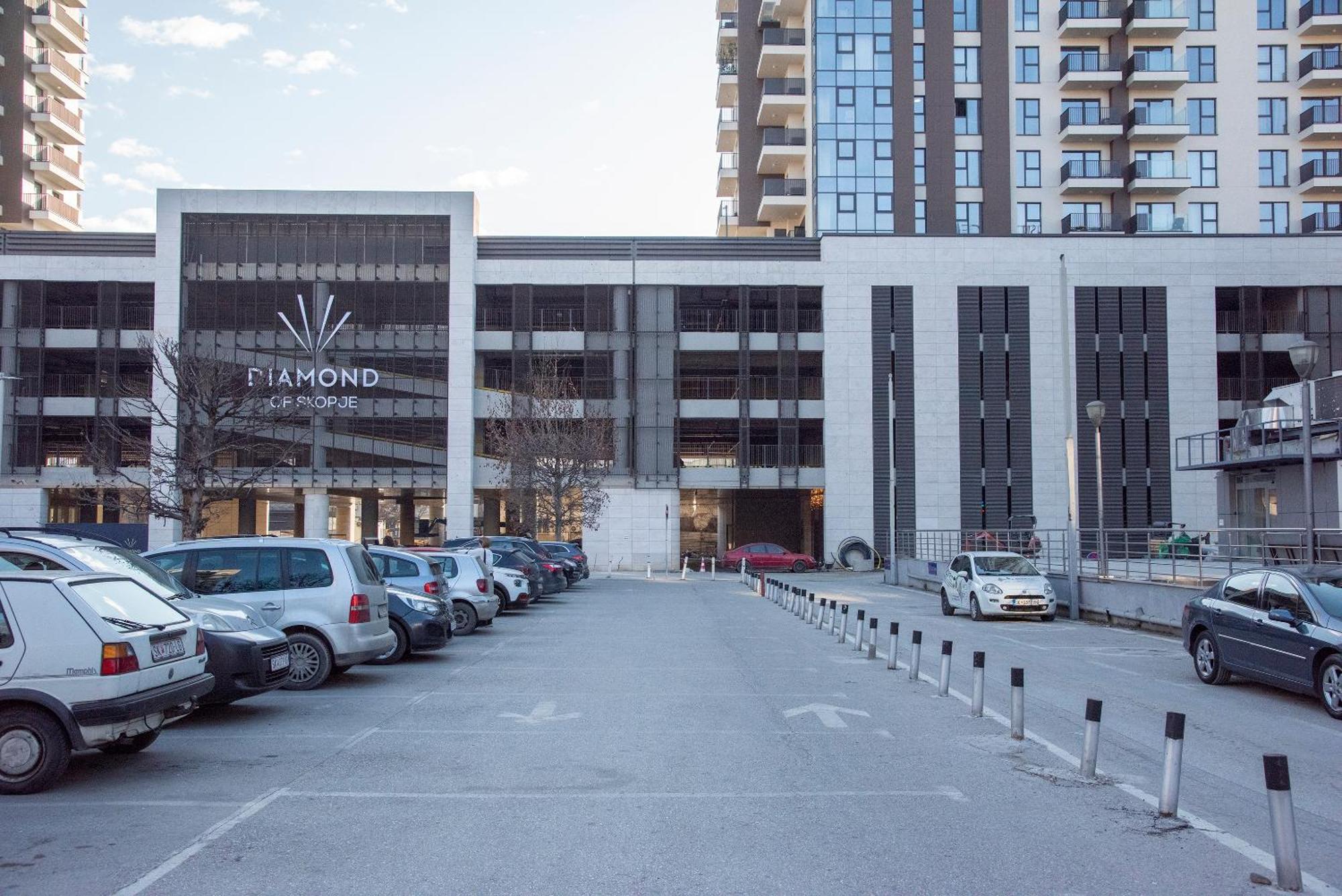 Lux Diamond-limak Center * Skopje