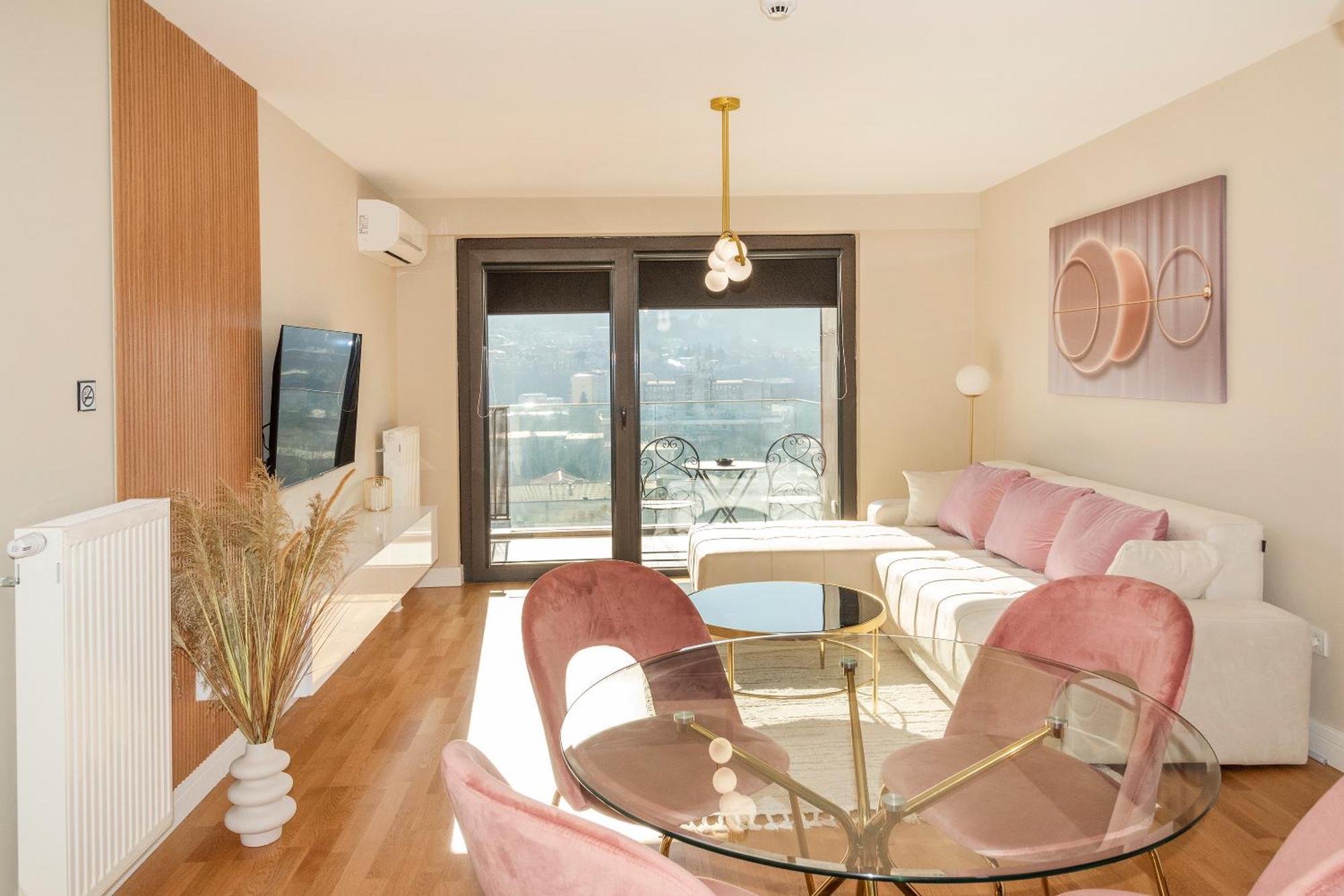 Lux Diamond-limak Center Apartment